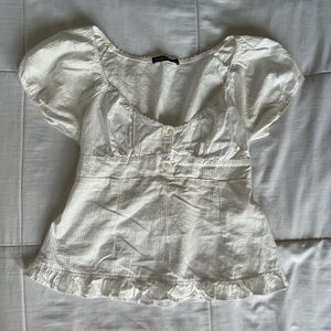 Brandy Melville Cream Ruffled Cap Sleeve Blouse